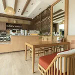 Tribe Hotel 3*