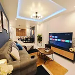 ## Friendly Space Townhouse Walking Street And Beach 2Km ##