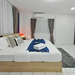 ## Friendly Space Townhouse Walking Street And Beach 2Km ##