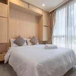 Olympus City Garden Direct Pool Access Apartment By Sankalp
