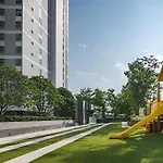 Sea View Condo 29F Central Pattaya & Rooftop Pool