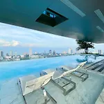 Once Luxury In The Center * Pattaya