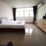 Proud &wifi 2 Aparthotel Pattaya
