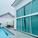 Downtown Pool Pattaya