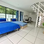 Monalisa Pararise Pool Hotel