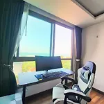 Nomad's View - Peak Towers - Sea View 43sqm * Pattaya