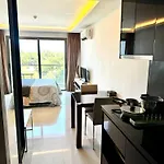 Club Royal อพาร์ทเม้น Pattaya
