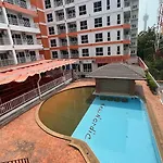泰国芭提雅中天豪华酒店公寓近海滩 * Pattaya
