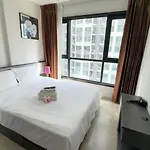 The Base芭提雅市中心 出门商场711海滩 泼水节最热闹地方 Pattaya