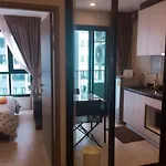 The Base海景网红无边泳池高速网络 繁华位置 * Pattaya