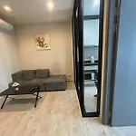 芭提雅中心地区 The Base 高档公寓酒店