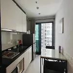 The Base芭提雅市中心 出门商场711海滩 泼水节最热闹地方 Pattaya