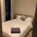 อพาร์ทเม้น 芭提雅市中心海景双卧室 步行街酒吧商场海滩步行几分钟可到 *