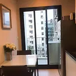 芭提雅中心地区 The Base 高档公寓酒店