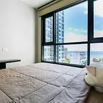 The Base海景网红无边泳池高速网络 繁华位置 * Pattaya