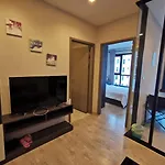 อพาร์ทเม้น 芭提雅中心地区 The Base 高档公寓酒店 *