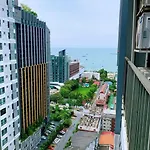 อพาร์ทเม้น 芭提雅市中心海景双卧室 步行街酒吧商场海滩步行几分钟可到 *