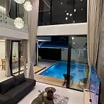 Brand New Modern Pattaya Pool Villa Near Walking Street