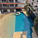 อพาร์ทเม้น Stylish Pool-view With Balcony - New Nordic Vip 3, Pratumnak *