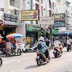 5 Bedroom 7bath Ktv Swimming Pool Pattaya