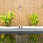 5 Bedroom 7bath Ktv Swimming Pool Pattaya