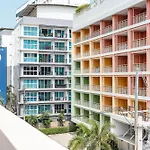 5 Bedroom 7bath Ktv Swimming Pool วิลล่า Pattaya