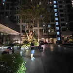 อพาร์ทเม้น The Base 24th Floor *
