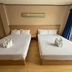 Cocoon Hideaway *
