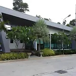 Sritrakul Place 3*
