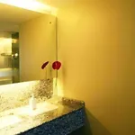 Hotel Page 10 4*