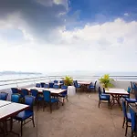 โรงแรม Markland Seaside