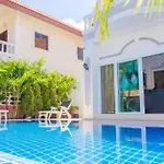 Ratana - House Walking Street 7 Bedrooms * Pattaya