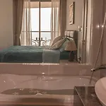 Luxury Seaview The Peak Towers 200m To อพาร์ทเม้น *