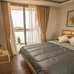 Luxury Seaview The Peak Towers 200m To อพาร์ทเม้น Pattaya