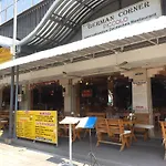 Piccolo Restaurant And Guest House