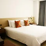 บาบูน่าบีชฟรอนท์ลิฟวิ่ง โรงแรม Pattaya