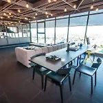 Residence-the Base * Pattaya