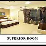 โรงแรม The Links