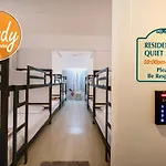 Sindy's Hostel *