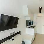 Ccr Managed By Aha Smartstay