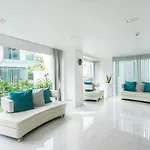 Ccr Managed By Aha Smartstay Aparthotel
