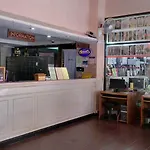 Sawasdee Sunshine Hotel 2*
