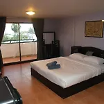 Oyo 963 Sunshine 2* Pattaya