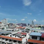 อพาร์ทเม้น New Nikom Court