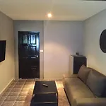 Shanghai Guesthouse Monna Bar