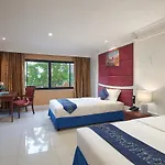 Floral - Dolphin Circle Pattaya