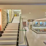 Floral - Dolphin Circle Pattaya