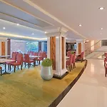 Resort Floral - Dolphin Circle 4*