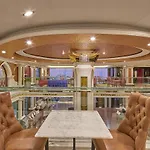 Resort Floral - Dolphin Circle