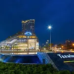 Floral Hotel - Dolphin Circle Pattaya